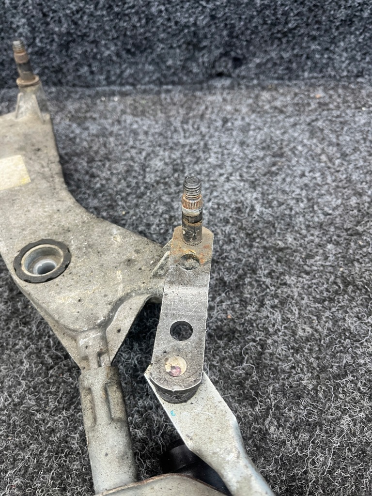 Mercedes ml w164 механізм двірник a1648201842 Доставка