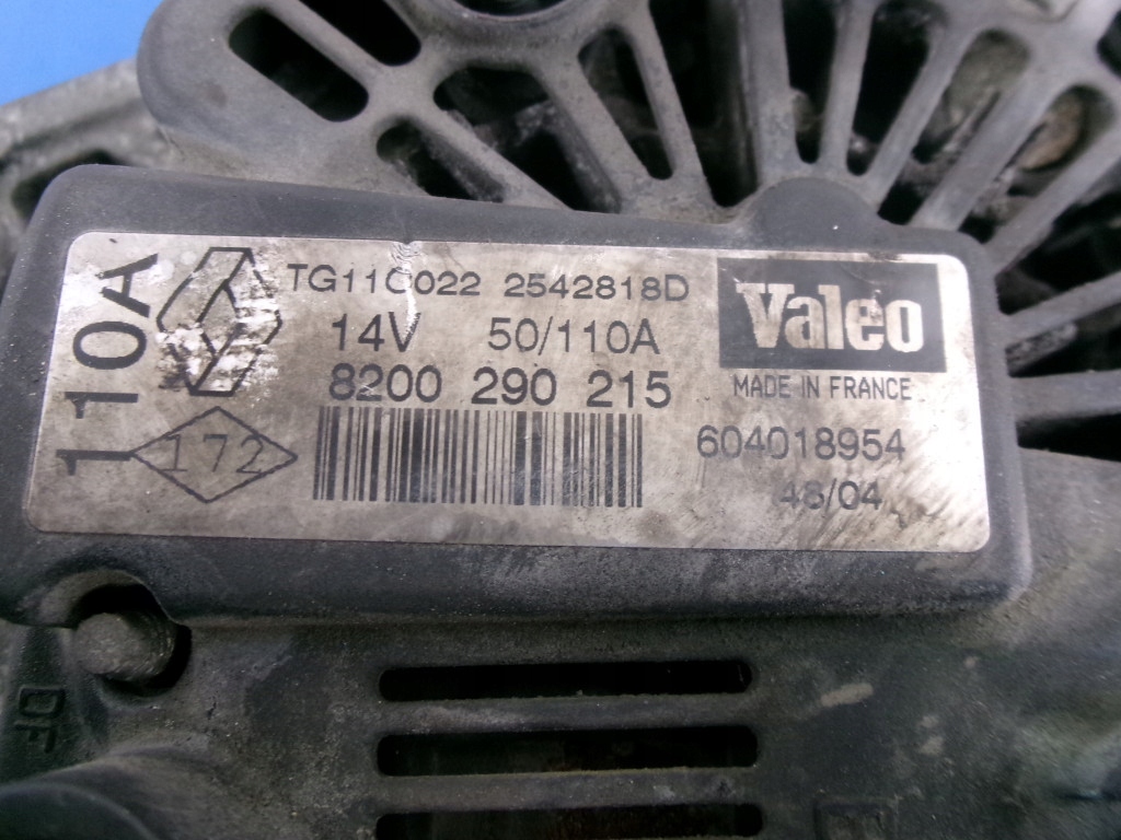 Renault megane 2 1.9dci генератор 8200290215 valeo 2542818d 110a Недорого