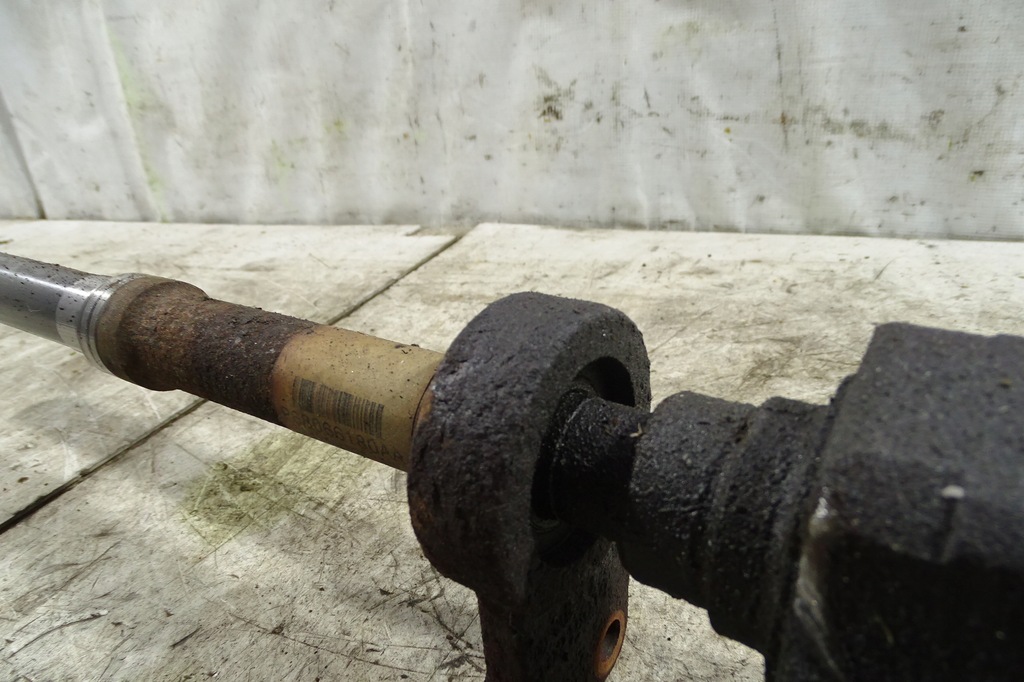 фото №11, Freemont 2.0d 4x4 привідний вал права перед автоматична коробка передач