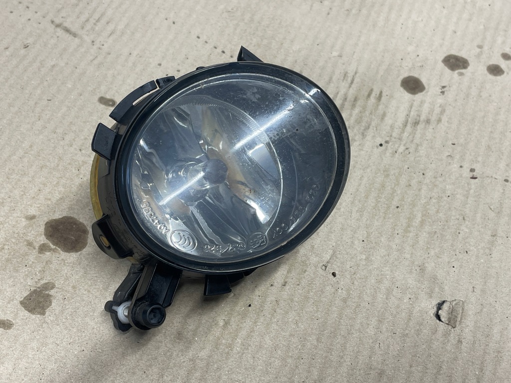 фото №1, Seat leon ii lift противотуманная фара левый перед hella 6j0941701a