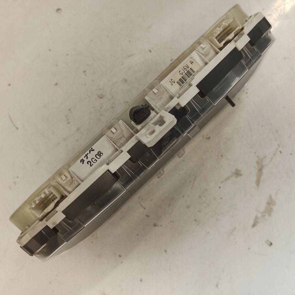 фото №13, Mazda 6 2.0 счетчик приборы jg-gj6w-a