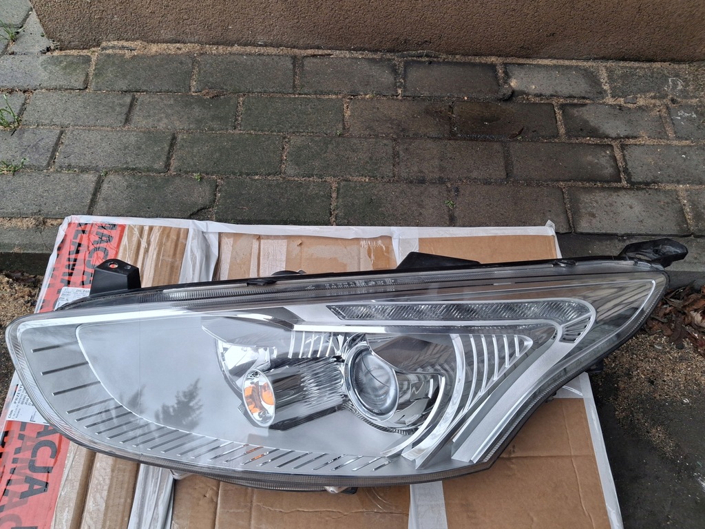 фото №1, Ford b-max 2012- лампа перед линза led левая