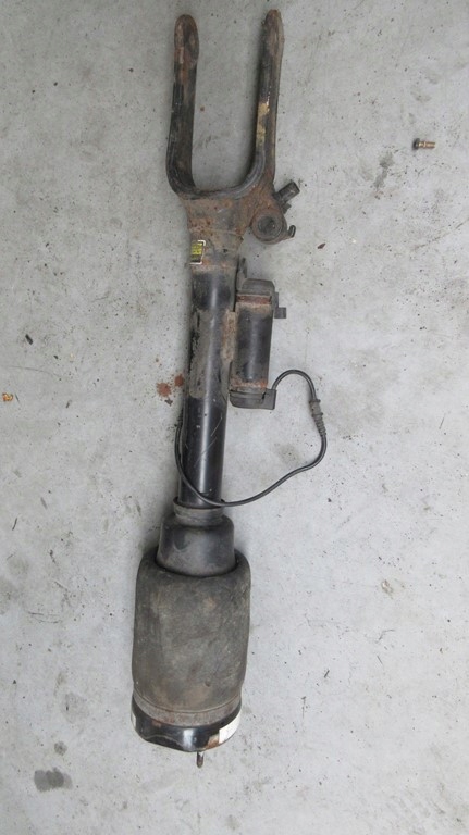 фото №8, Mercedes w164 передній амортизатор перед правий