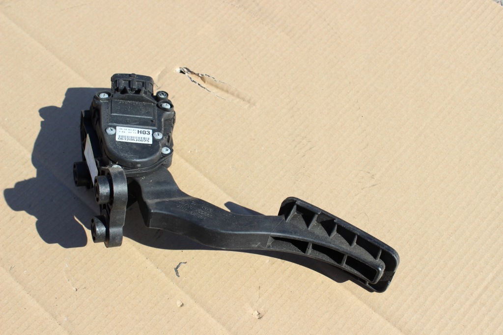 фото №1, Потенціометр газу kia ceed i