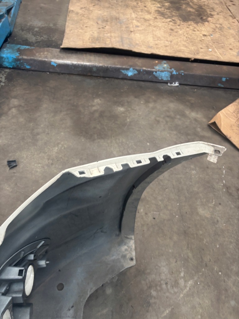 фото №4, Бампер перед передний alfa romeo mito