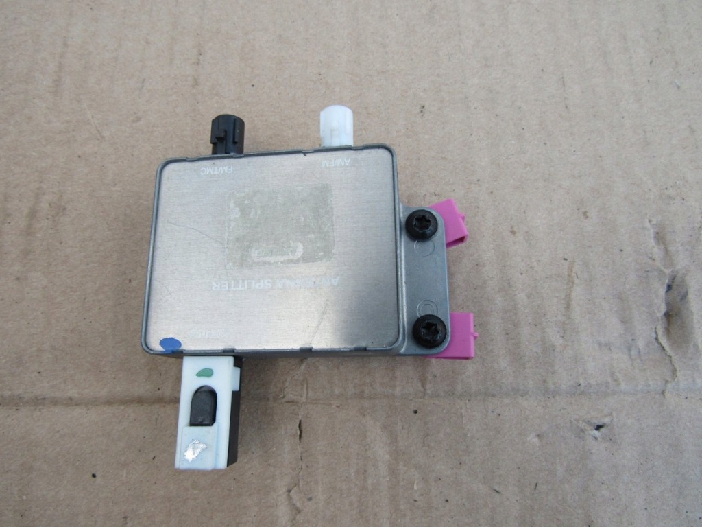 фото №1, Mercedes ml w166 модуль антенны 059339