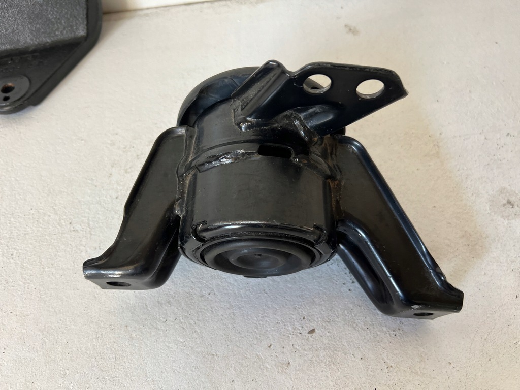 фото №11, Hyundai tucson подушка двигуна кронштейн 1.6 crdi hybrid rok 2020