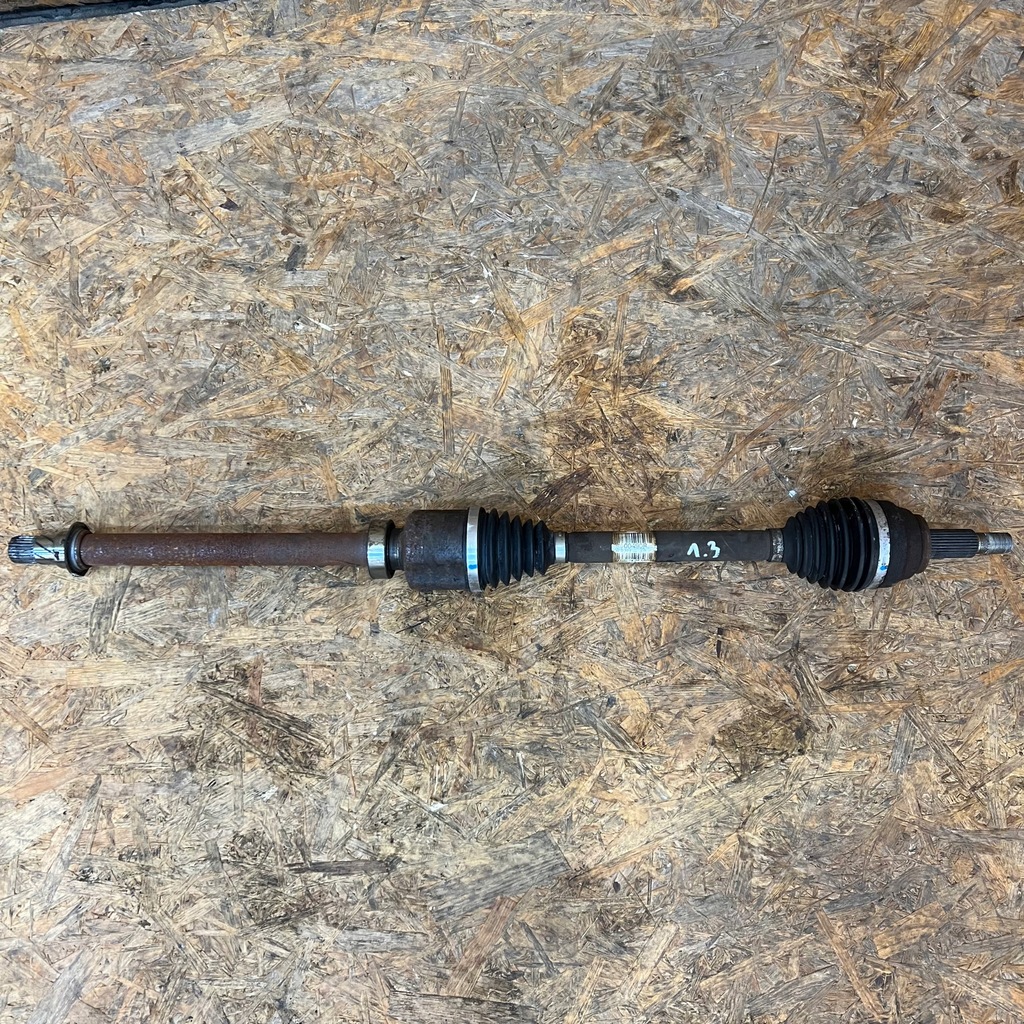 фото №1, Приводной вал правая длинная renault megane iv lift 391000490r 1.3 tce