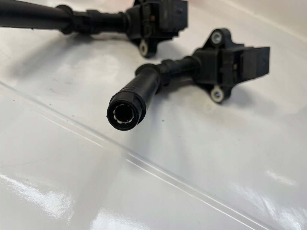 фото №12, Renault arkana 1.3 tce 22 катушка зажигания 224332935r a2829060000 4szt