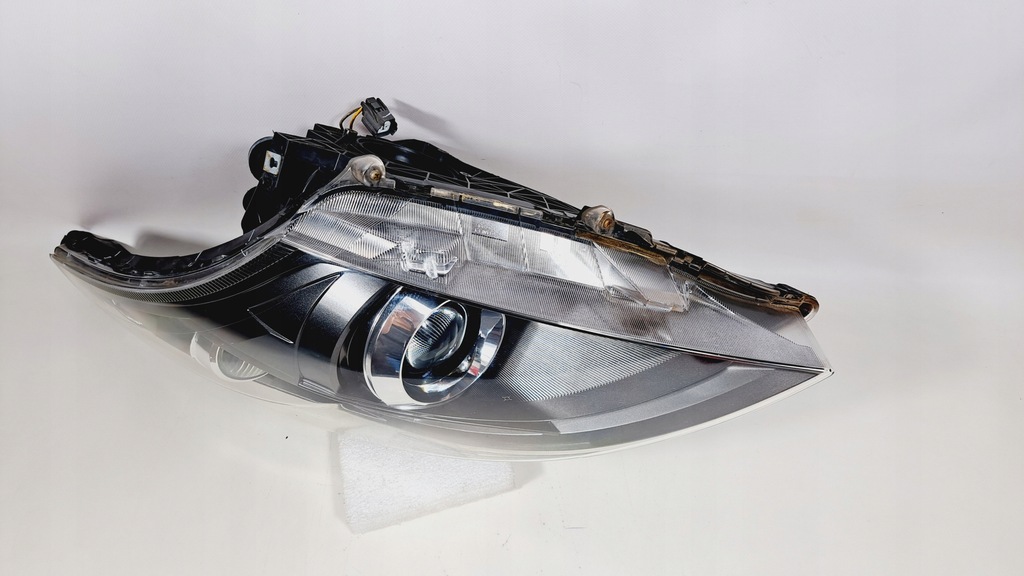 фото №11, Suzuki swift mk7 sport 11-17 лампа левая ксенон 35320-70l00 p8799l