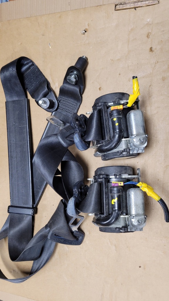 фото №8, 2 x натягувач pas fiat doblo ii lift opel combo 735498049 7355004153 oryg