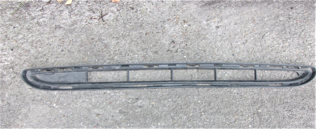 фото №1, Clio iii решётка бампера перед