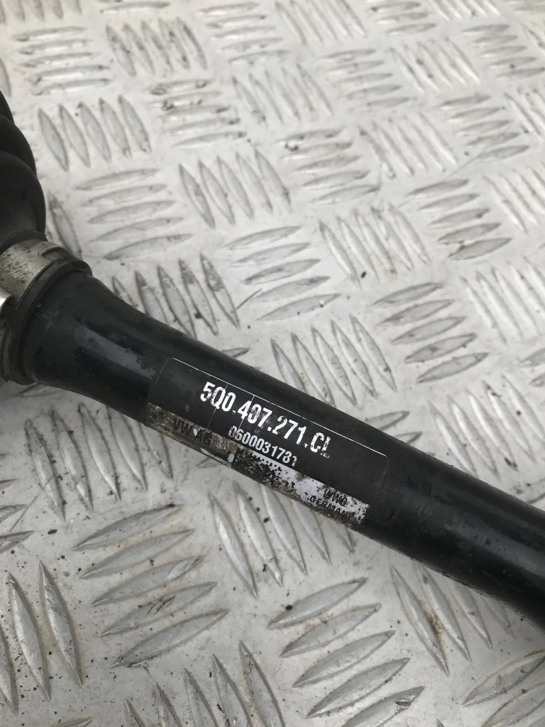 Купити Привідний вал перед ліва audi q2 16- 1.5 tsi 5q0407271cl