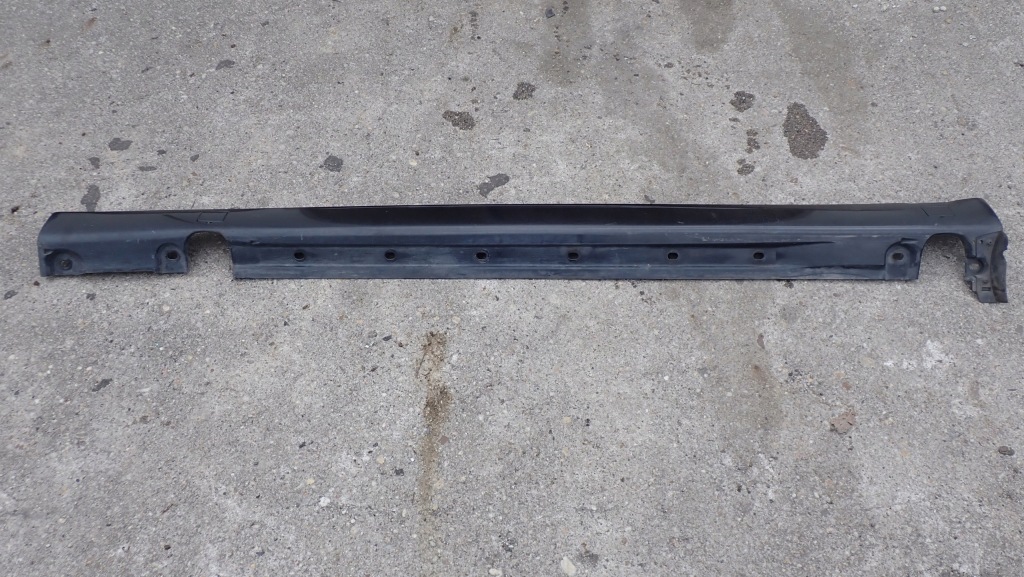 Купити A2206900140 поріг лівий mercedes w220 чорний