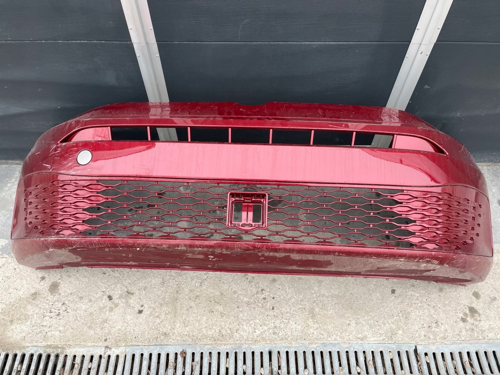 Купить Volkswagen оригинальный номер 2k7807221a бампер