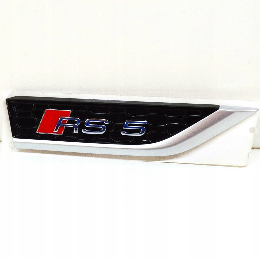 фото №4, Audi rs5 sportback 8w6 передня частина правий fender emblem 8w6853602dpuz