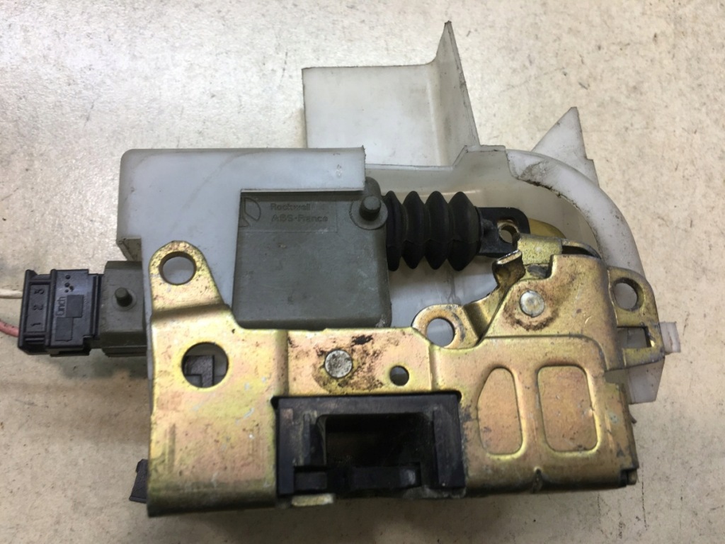 фото №3, Замок дверь правый перед espace iii 2 pin