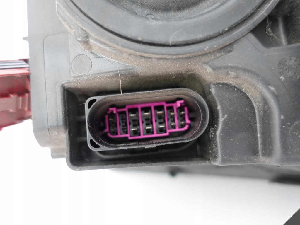 фото №10, Audi a8 s8 4h0 d4 lift 13-17 лампа matrix full led