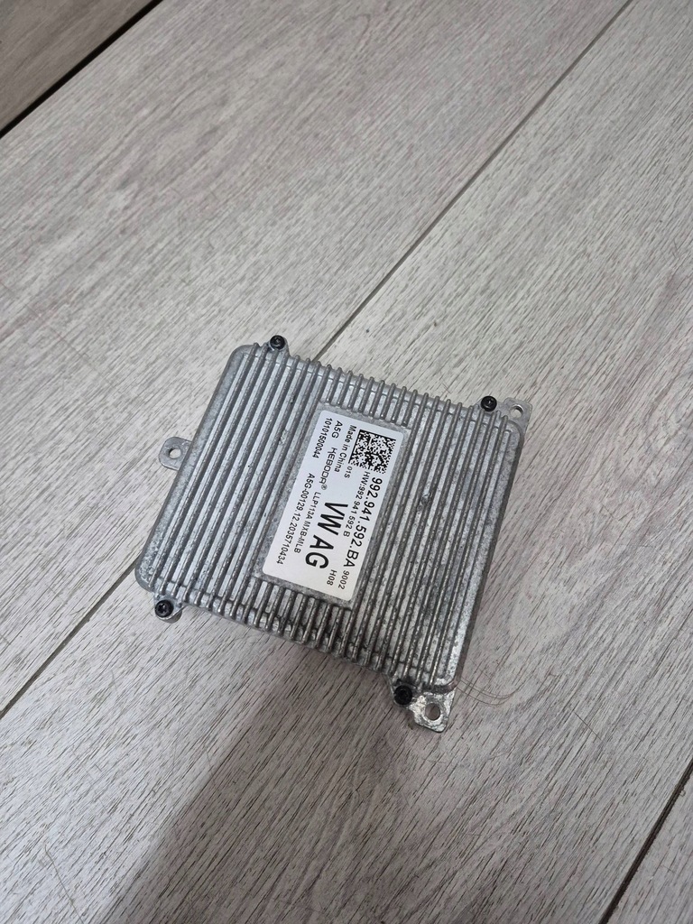 фото №1, 11982. porsche 992 преобразователь led 992941592ba