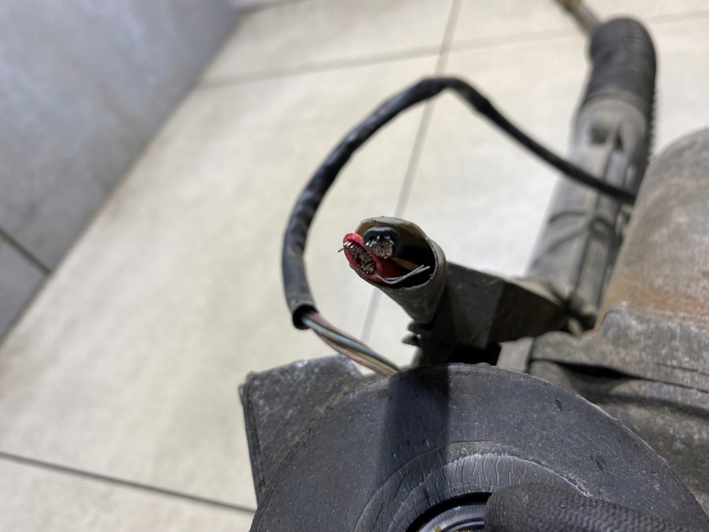 фото №8, Трансмиссия рулевая рейка citroen c3 i 1.4 hdi 6820000159