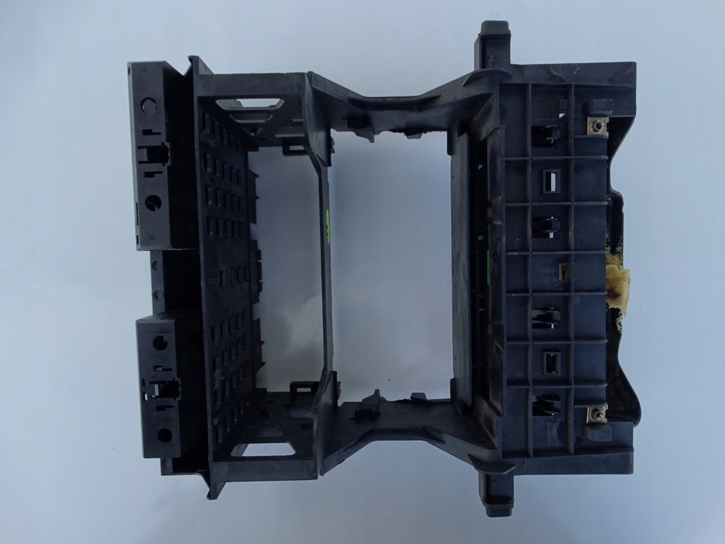 фото №1, Рамка каркас корзина радіо кишеня 8e0858005e audi a4 b7