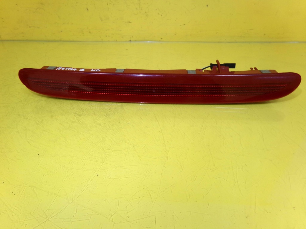 Купить Свет стоп стоп-сигнал opel astra j hb 5d 13262019 nr275