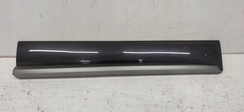 фото №1, Молдинг дверь правый перед seat ateca