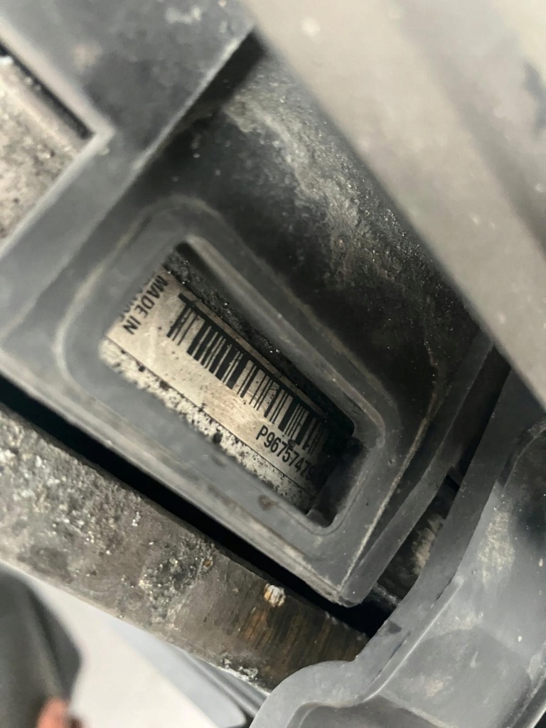 фото №9, Pas передній радіатор c4 picasso ii 308 t9 9806313580