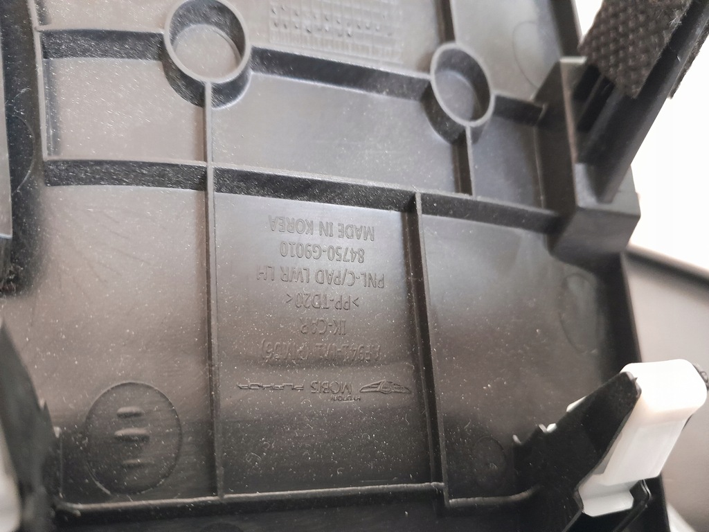 фото №12, Hyundai genesis g70 2019r бардачок защита zaślpepka молдинг рамка воздуховод