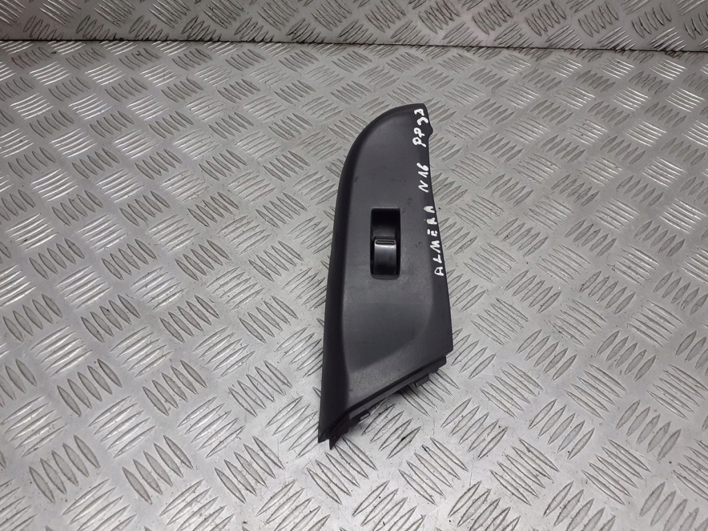 фото №1, Панель керування скло правий перед almera n16