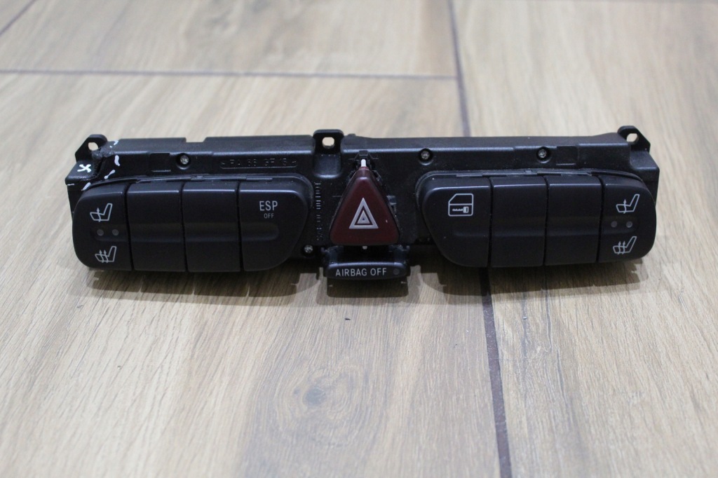 фото №1, Mercedes c klasa w203 аварійних сидінь