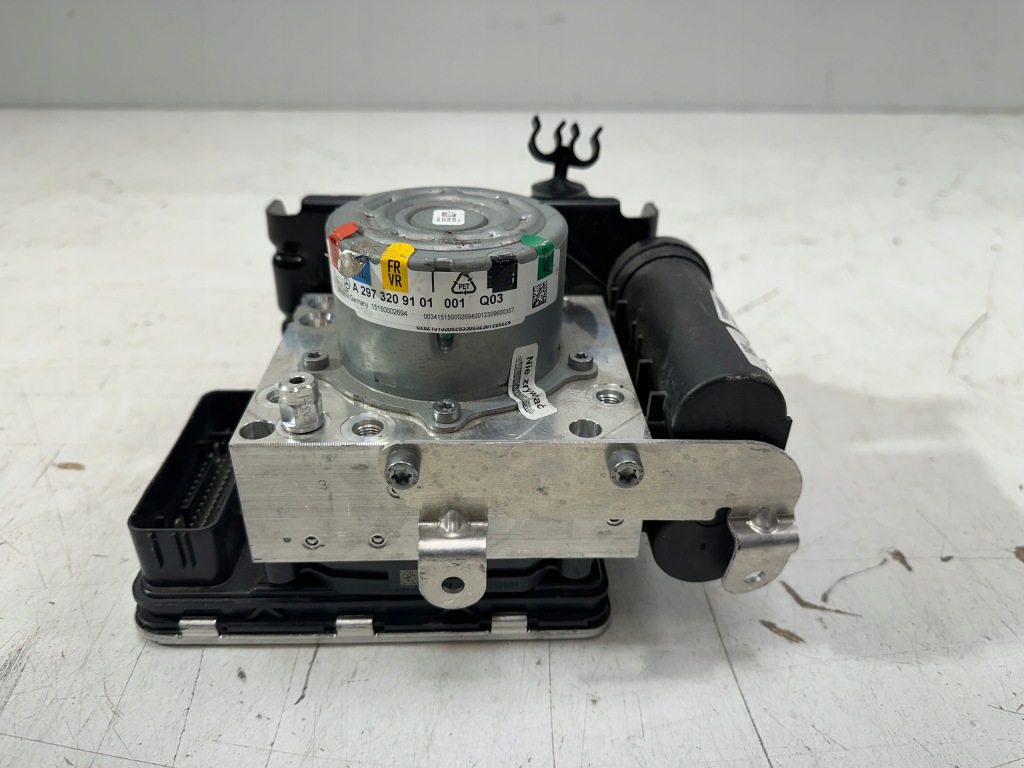 Airmatic компресор насос підвіска mercedes a2979013903 Ціна