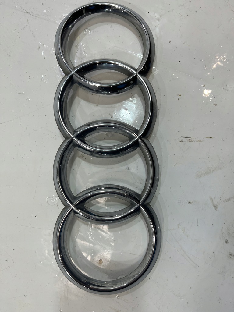 фото №1, Значок logo решітка audi a8 d4 lift