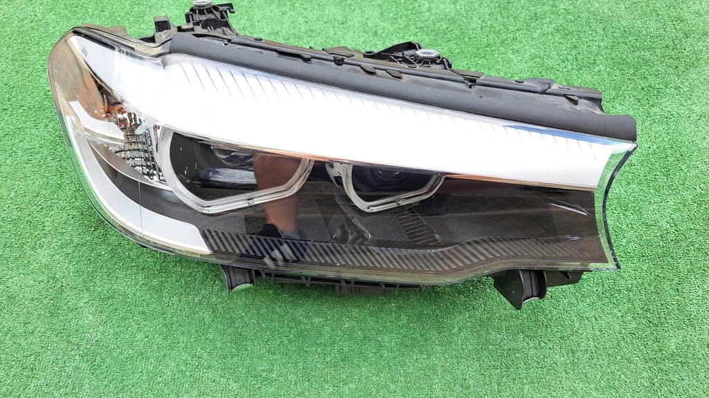 фото №1, Bmw 5 v g30 g31 full led лампа передняя kpl