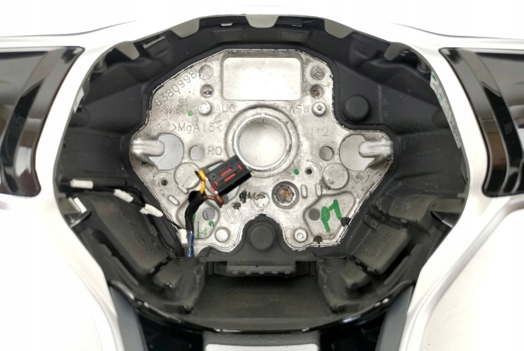 фото №10, Повітропровід шкіра мультифункція vw id.3 10a419089 ypg org