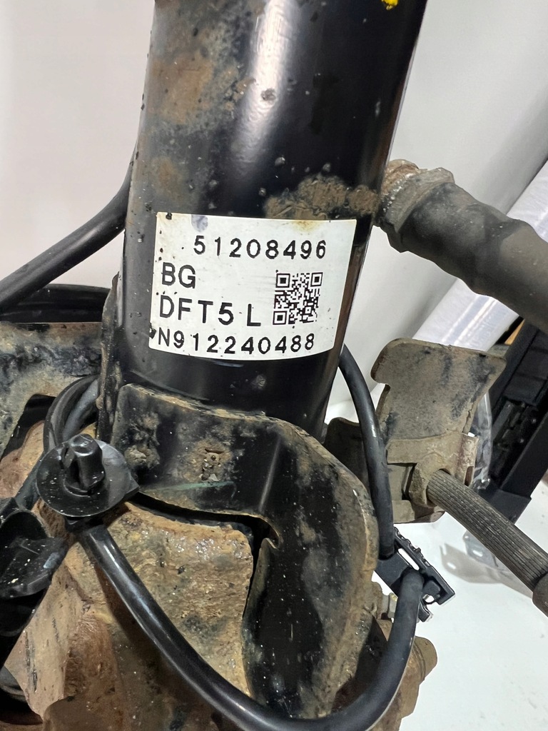 фото №11, Mazda cx-30 рычаг левая поворотный кулак амортизатор rok 2022