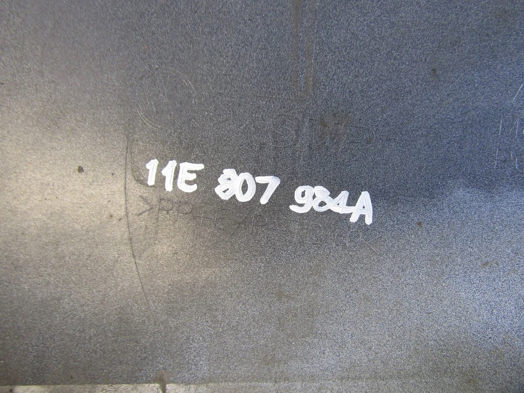 фото №9, Vw id.5 кутик бампера правий перед 11e807984a