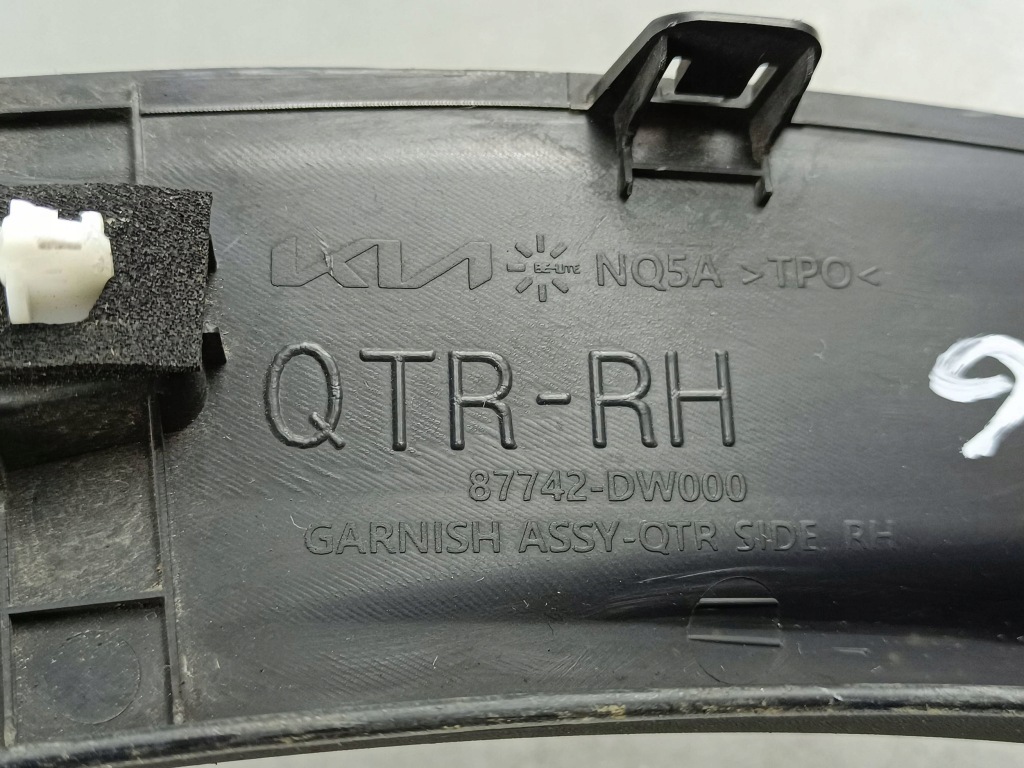 фото №7, 2023 kia sportage молдинг крила заднього 87742dw000