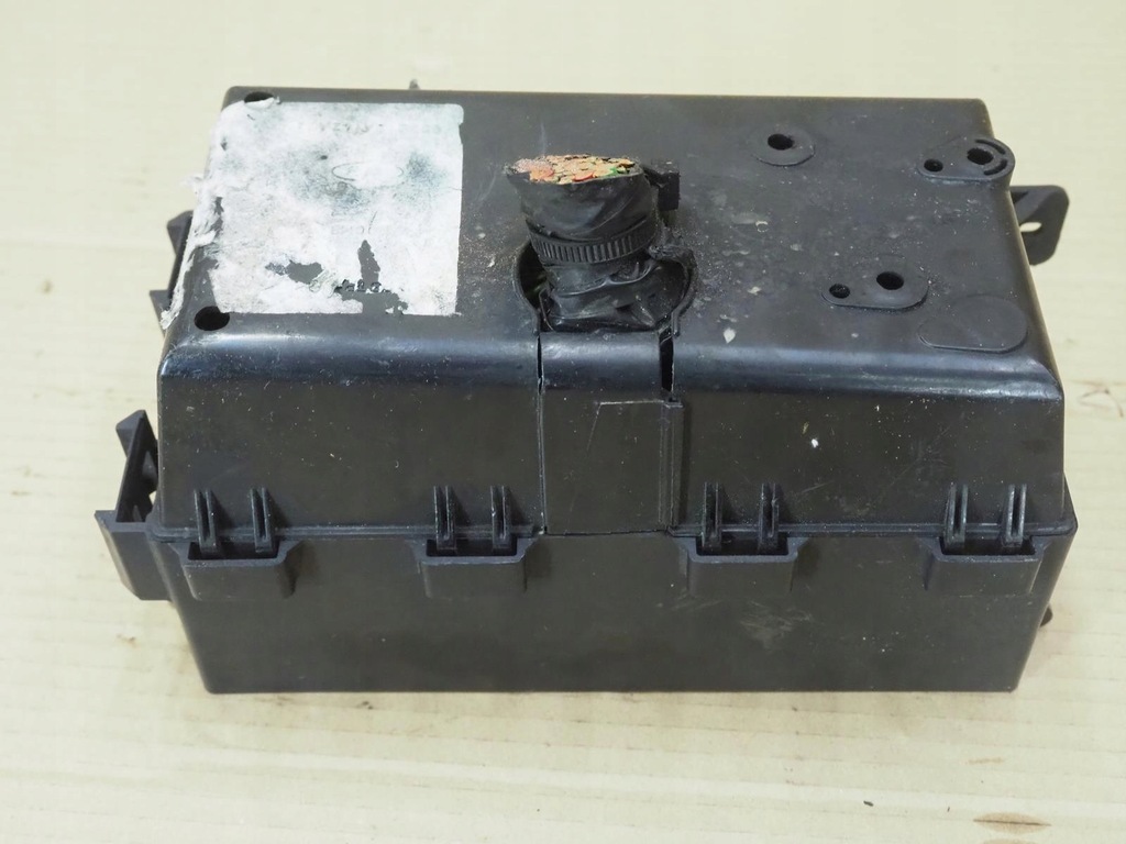 фото №14, Коробка предохранителей ford transit 518899000