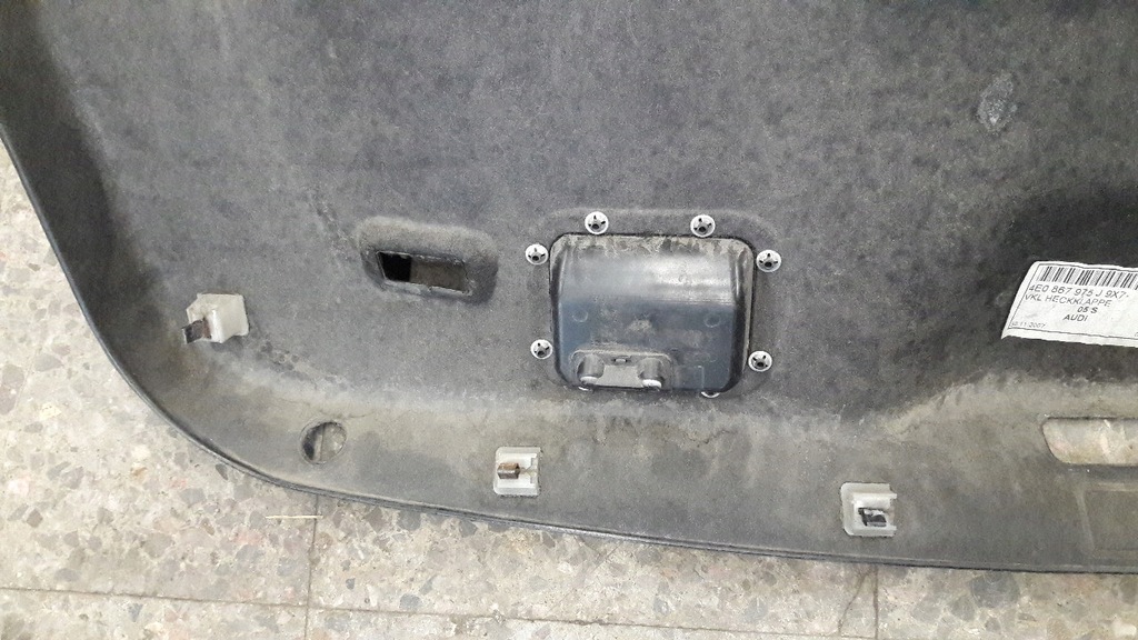 фото №16, 4e0867975j обивка крышки багажника audi a8 d3