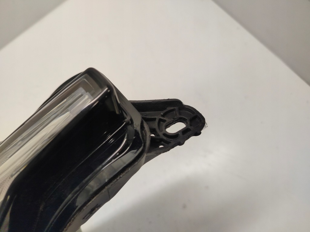 Volvo v60 s60 3 рестайлинг  mid led фара правый  левая Доставка