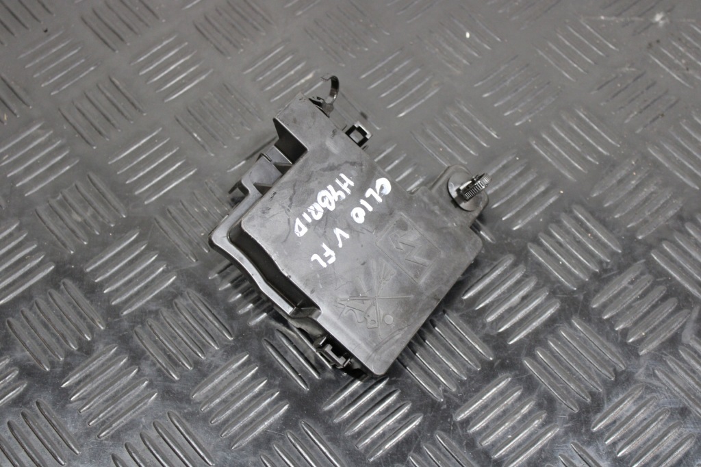 фото №1, Крышка корпус коробка предохранителей 243129238r renault clio v 5 lift