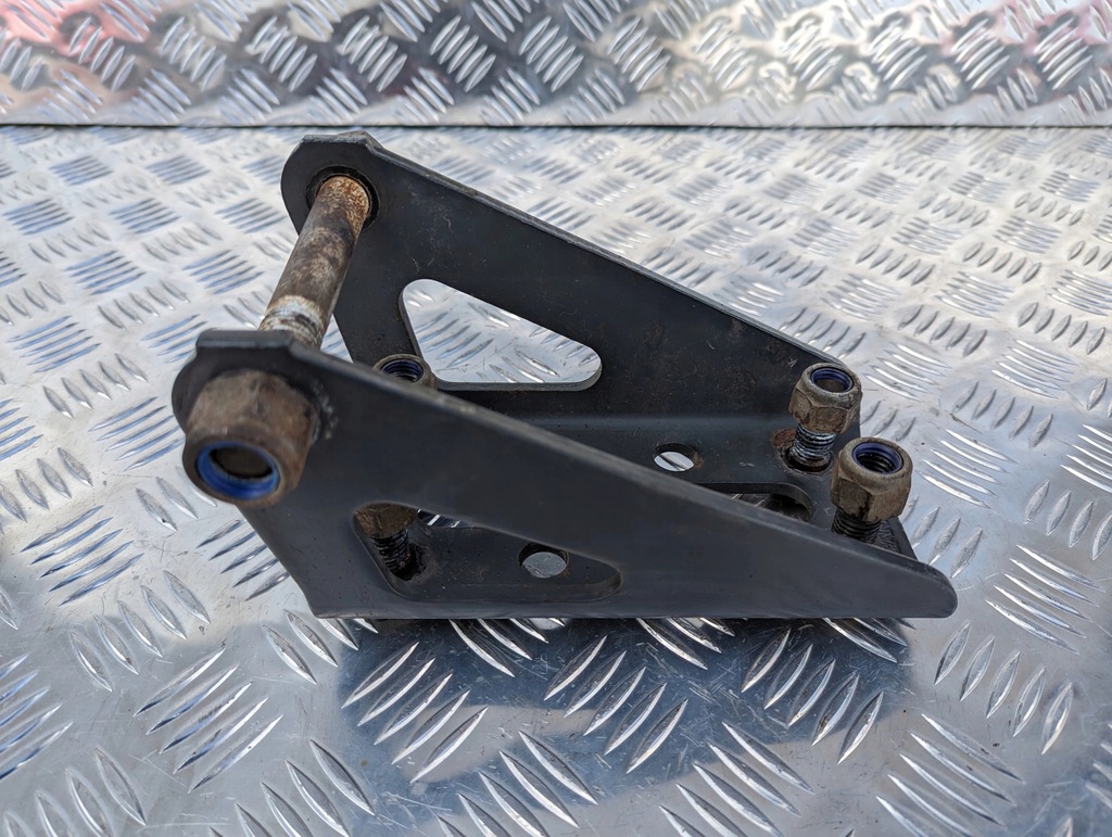 фото №1, Кронштейн кронштейн ресор задня scania ntg