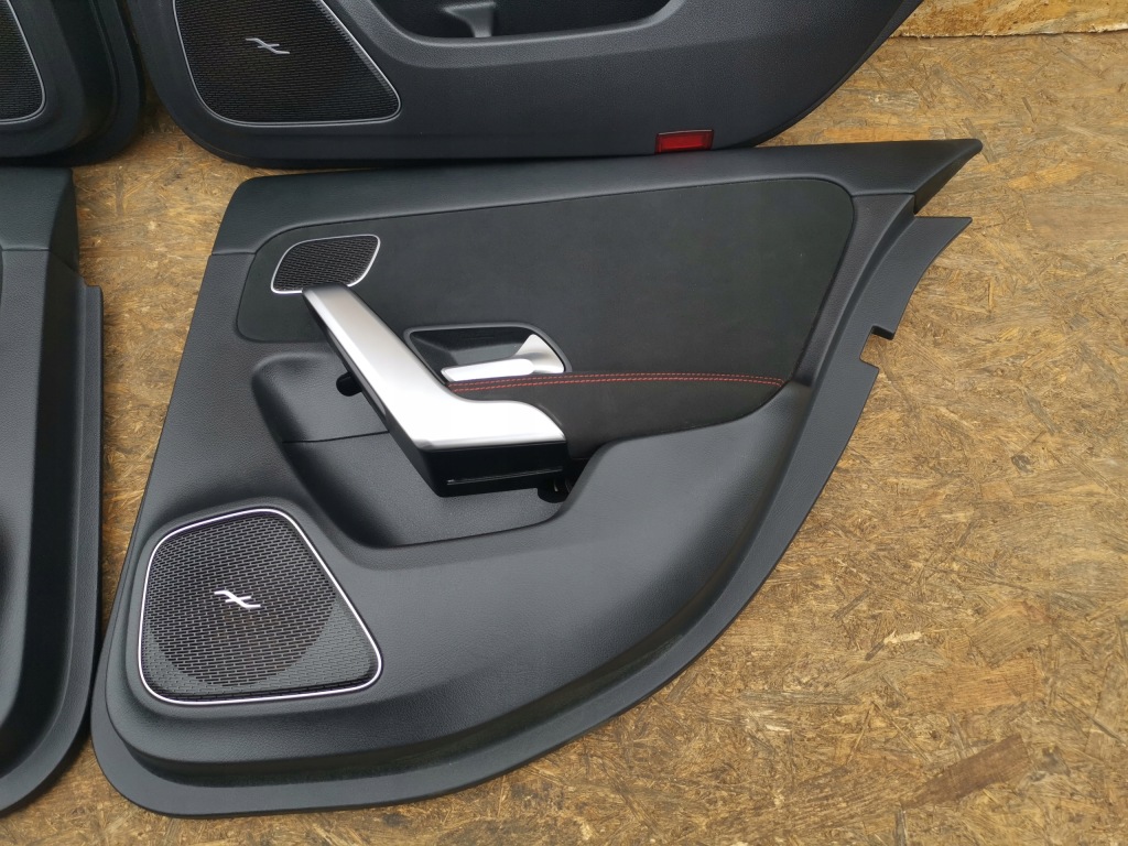 Сидіння середина комплект mercedes a klasa w177 amg eu в Україні