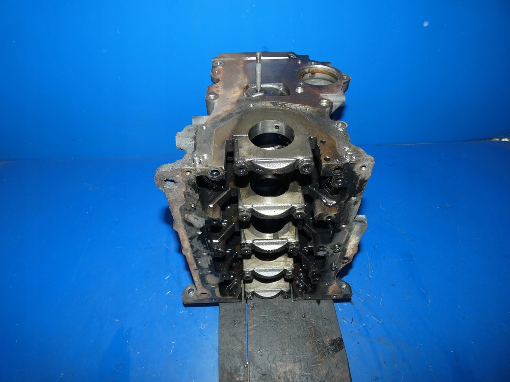 фото №6, Audi q5 8r a4 a5 2.0 tdi блок двигателя номинальный