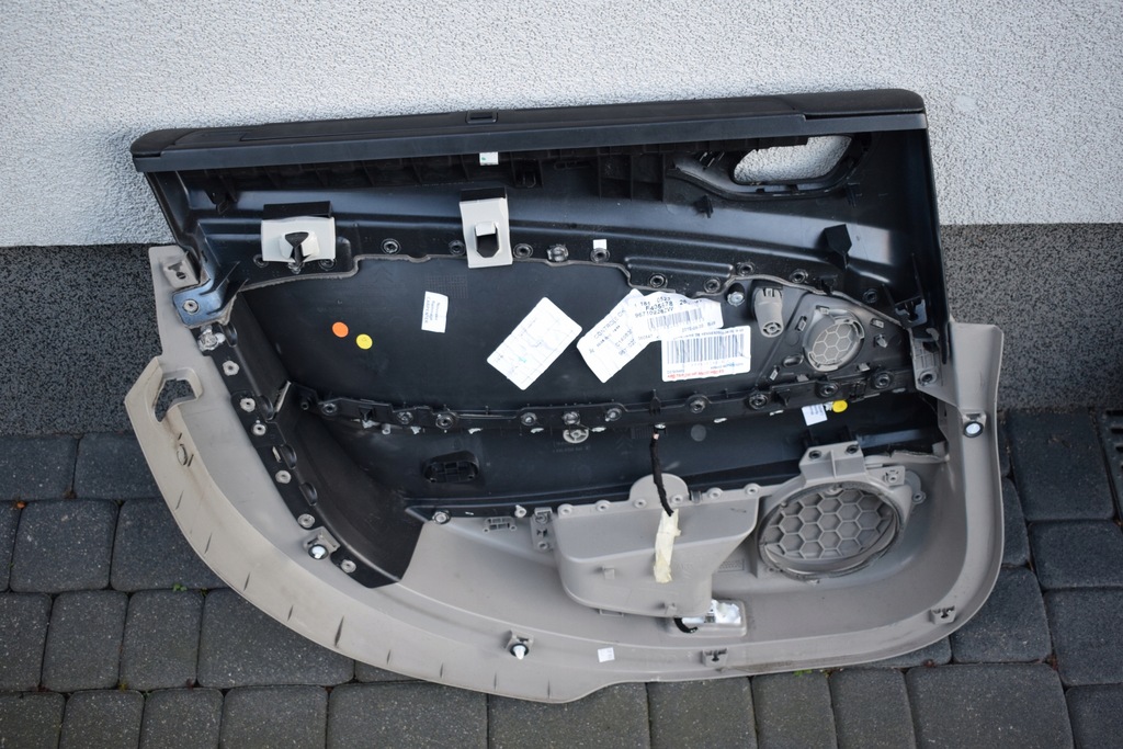 фото №8, Citroen c5 iii оббивка двері задня права шторка