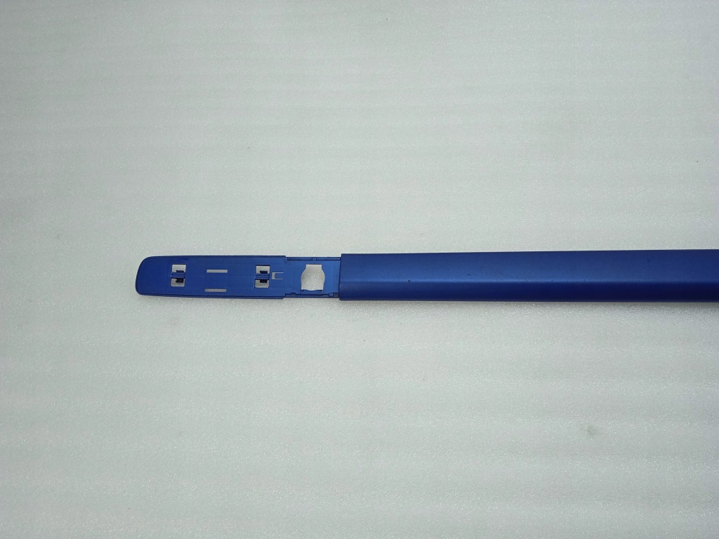 фото №2, Clio iii молдинг дверь правая перед 8200289921