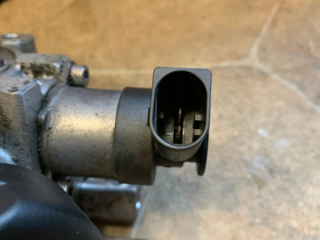 фото №12, Система топливный bmw 5 f10 8514148 2.0l дизель 140kw 2014