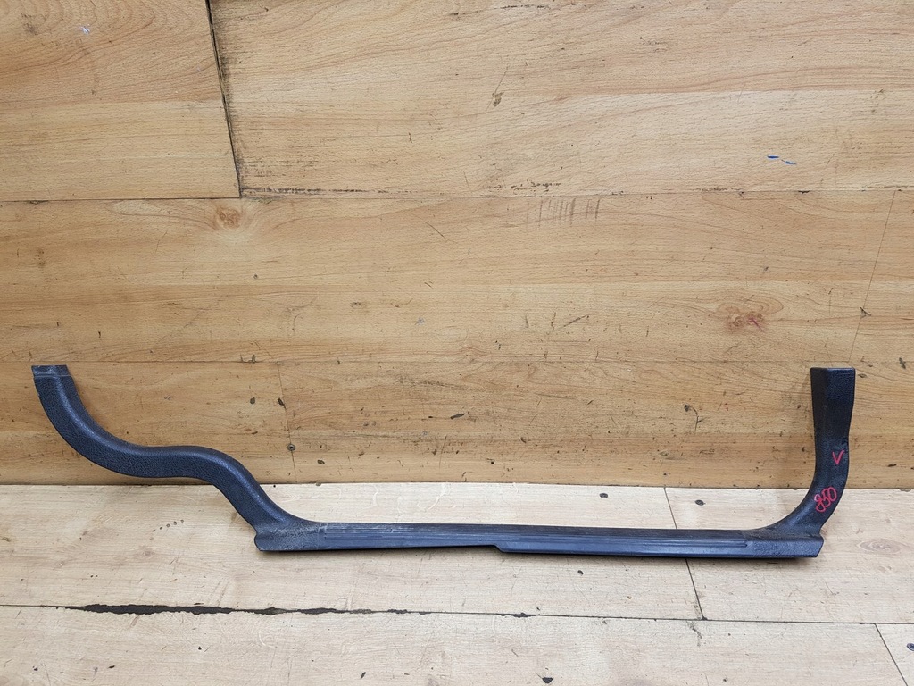 фото №1, Защита порог перед левая volvo 850