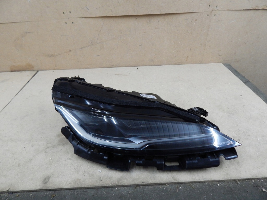 Купить Фара правая  перед правый  передняя tesla full led model 3 2 highland оригинал .